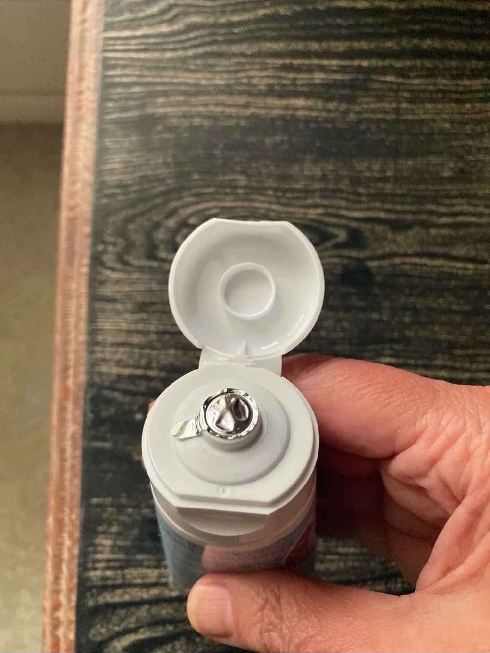 First Aid Beauty Ultra Repair Cream -hydrate dry skin and sooth irritation